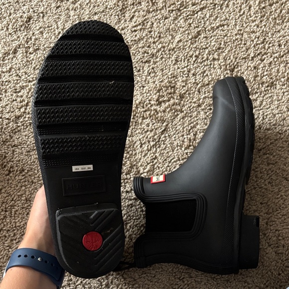 Hunter Classic Black Chelsea Boots - Picture 7 of 8